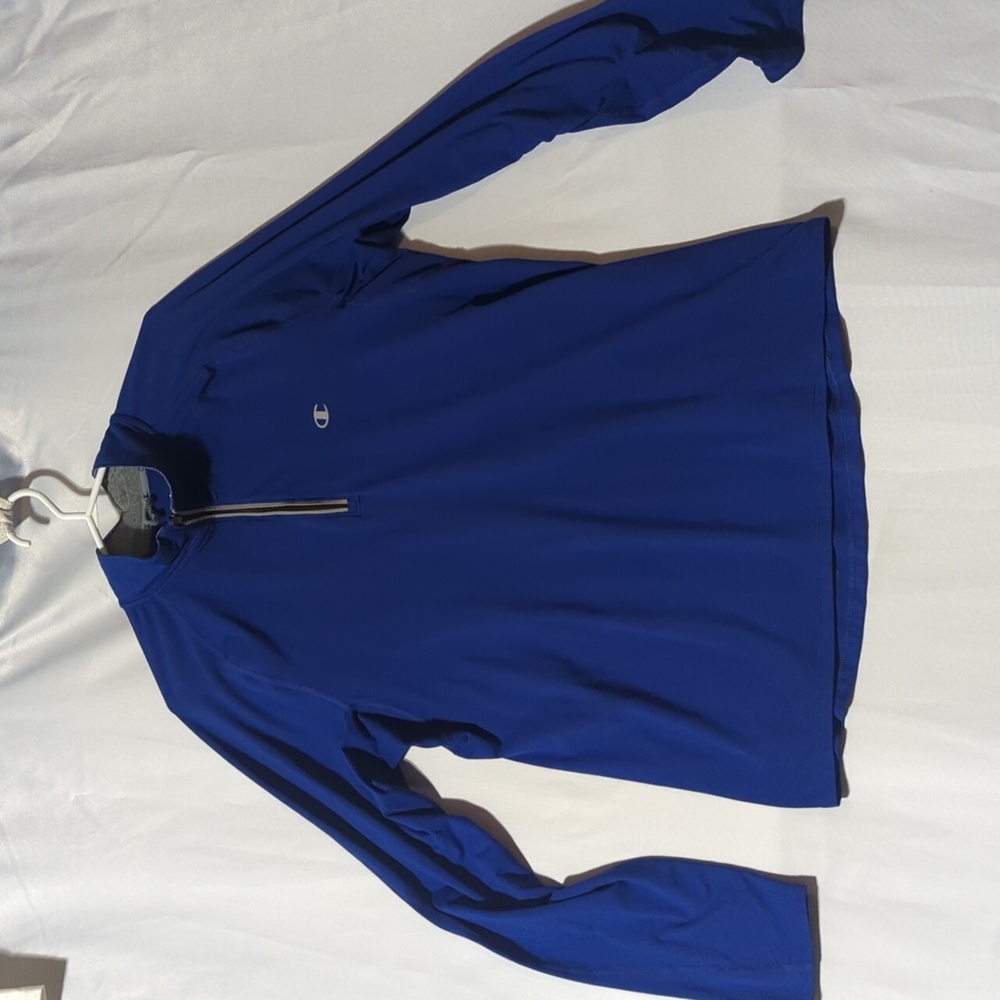 Champion Men's Size Medium ¼ Zip Long Sleeve Shirt